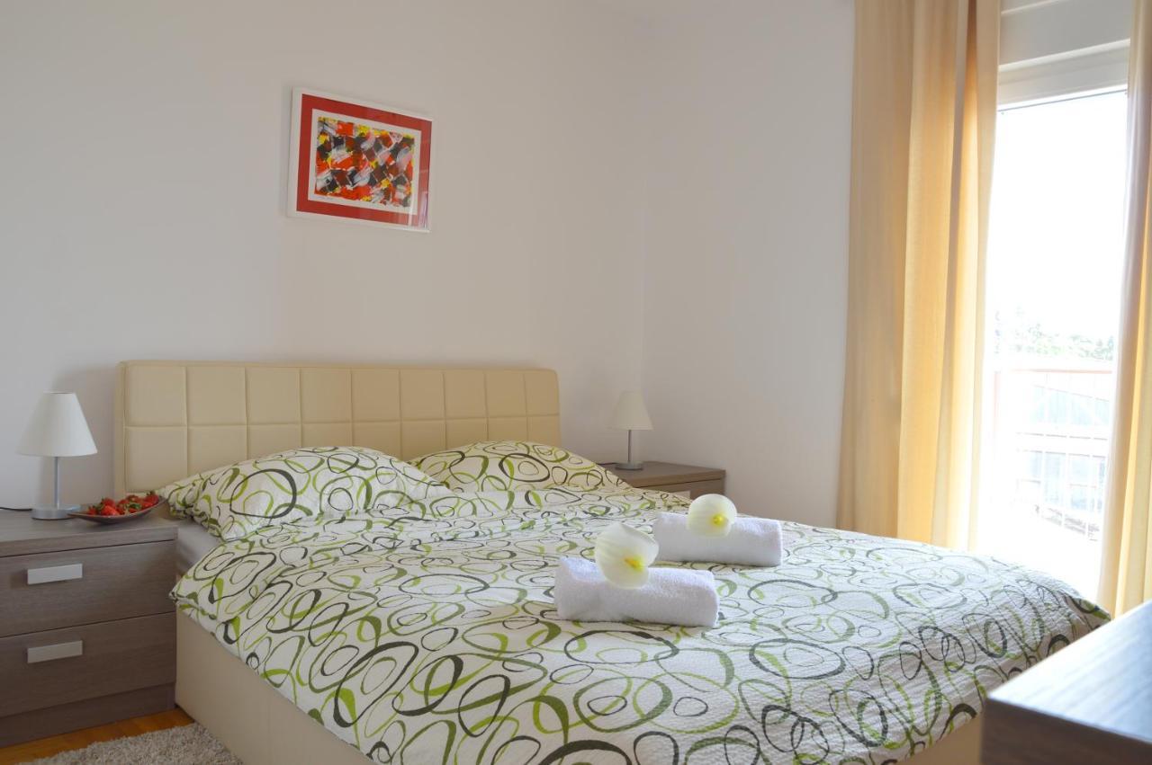 Apartment Silvija Sea View Umag Eksteriør billede
